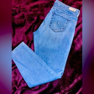 AG Adriano Goldschmied “The Legging Ankle” cropped skinny jeans. NWOt